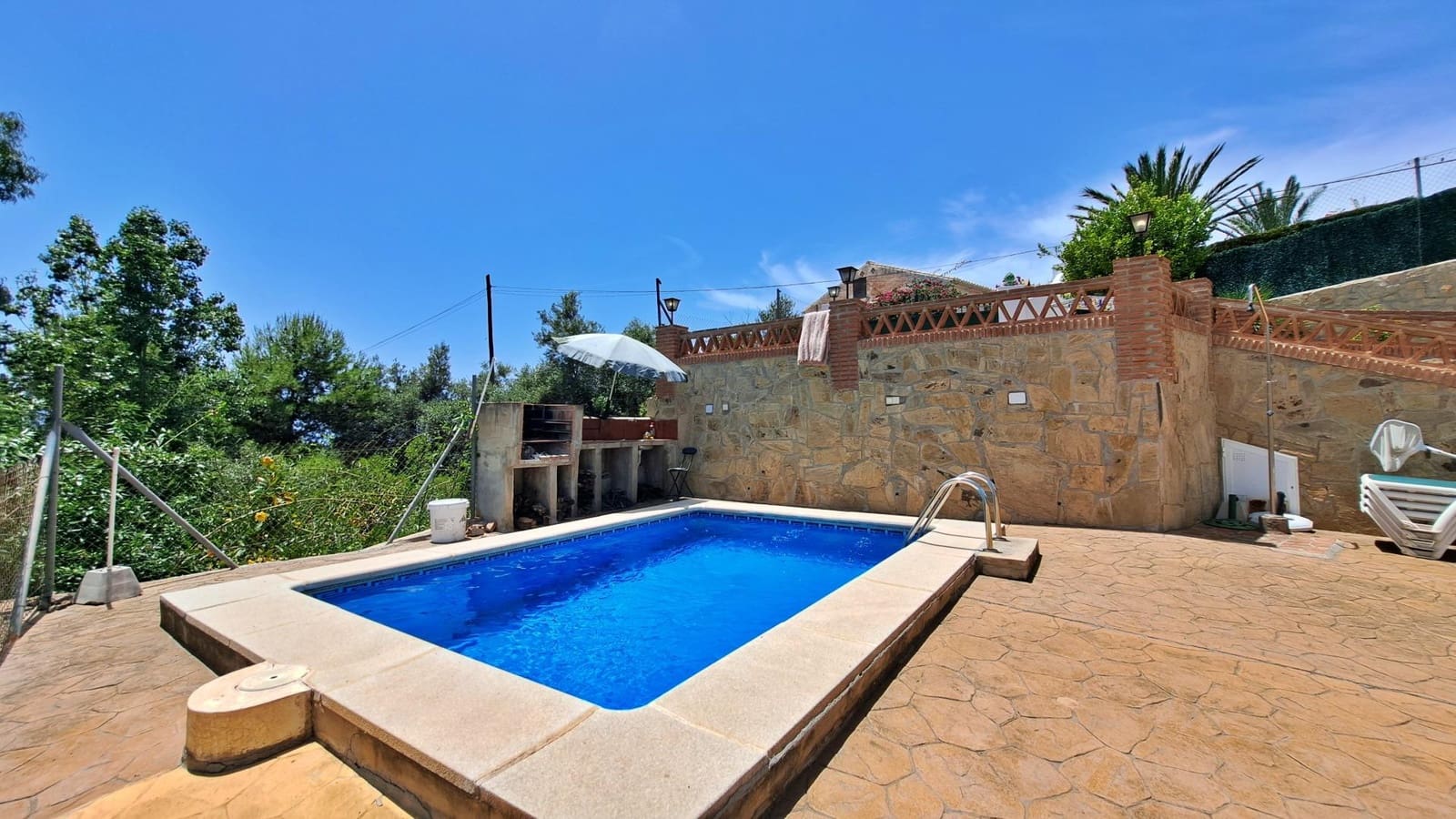 4 bedroom Finca/Country House for sale in Frigiliana with pool - € 960,000 (Ref: 9927424)