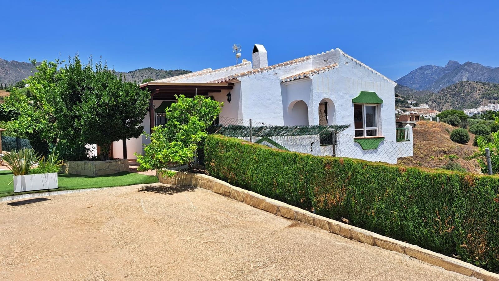 4 bedroom Finca/Country House for sale in Frigiliana with pool - € 960,000 (Ref: 9927424)