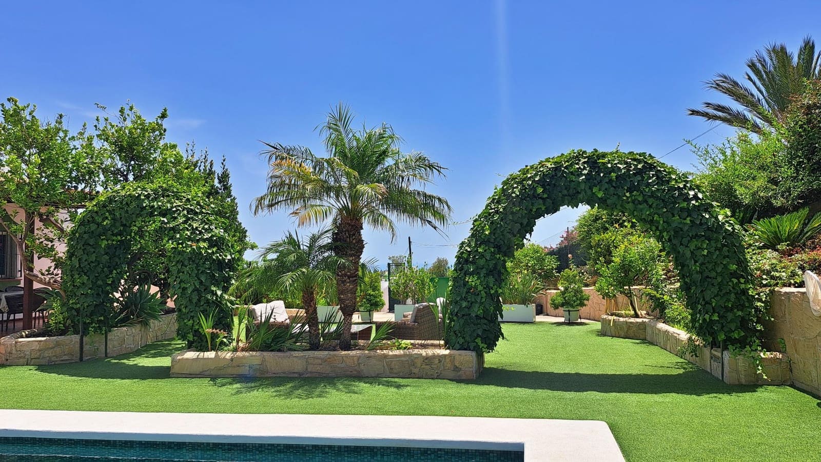 4 bedroom Finca/Country House for sale in Frigiliana with pool - € 960,000 (Ref: 9927424)