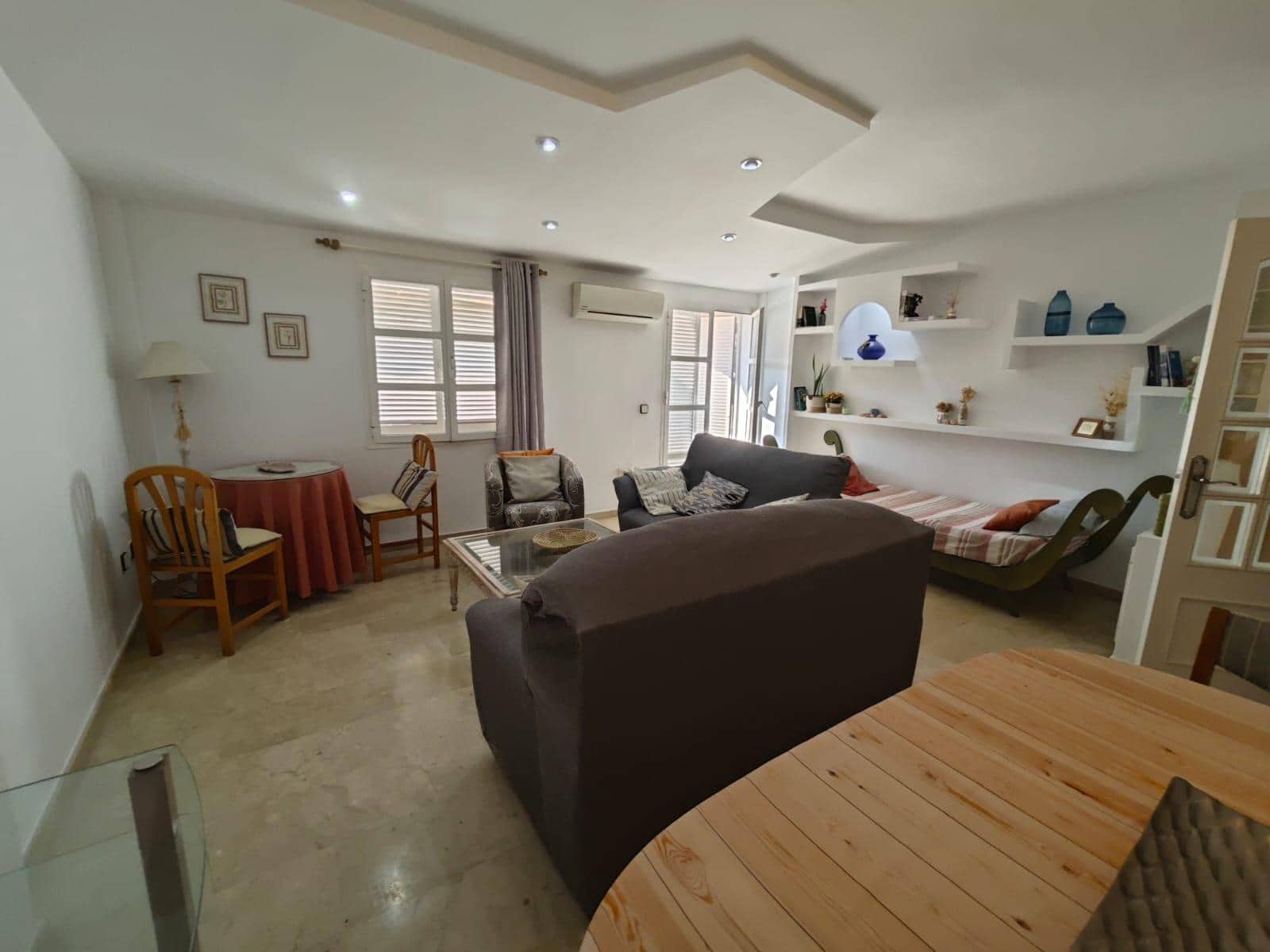 3 bedroom Apartment for rent in Velez-Malaga with garage - € 1,200 (Ref: 9945726)