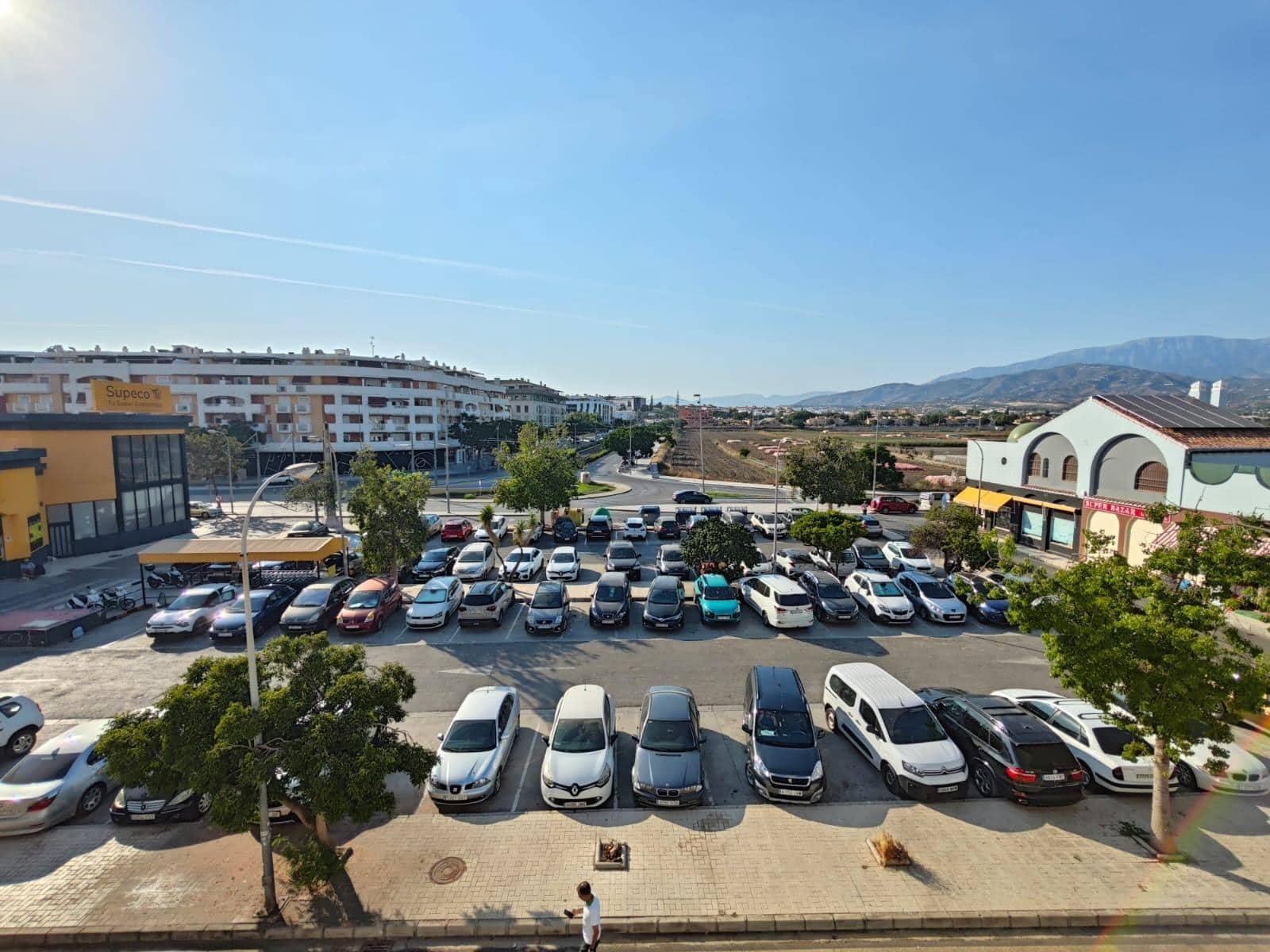 3 bedroom Apartment for rent in Velez-Malaga with garage - € 1,200 (Ref: 9945726)