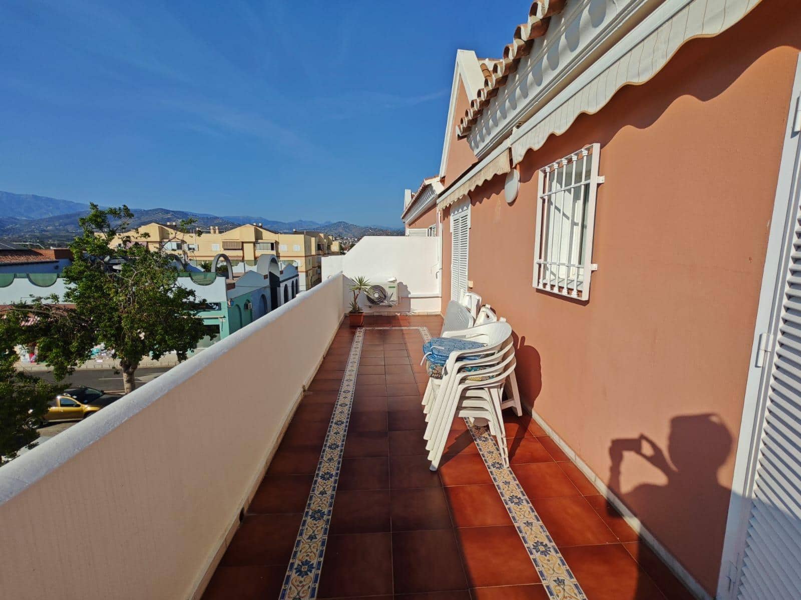 3 bedroom Apartment for rent in Velez-Malaga with garage - € 1,200 (Ref: 9945726)