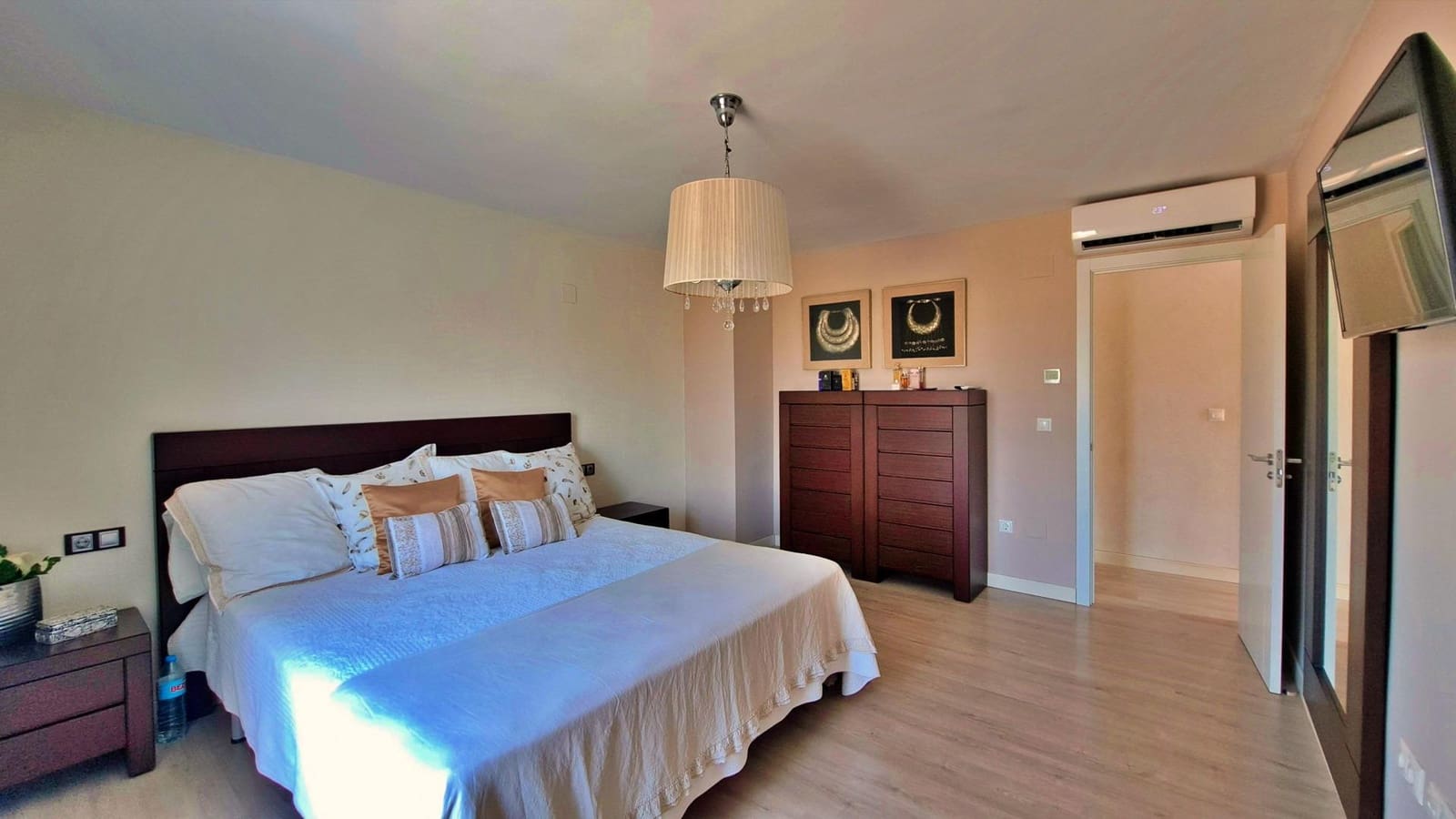 3 bedroom Semi-detached Villa for sale in El Limonar with pool - € 485,000 (Ref: 9990744)
