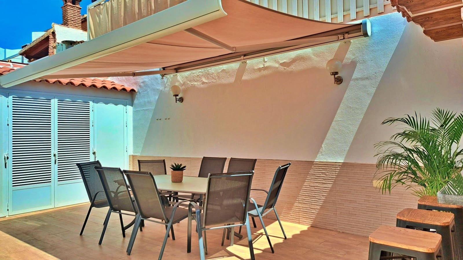 3 bedroom Semi-detached Villa for sale in El Limonar with pool - € 485,000 (Ref: 9990744)