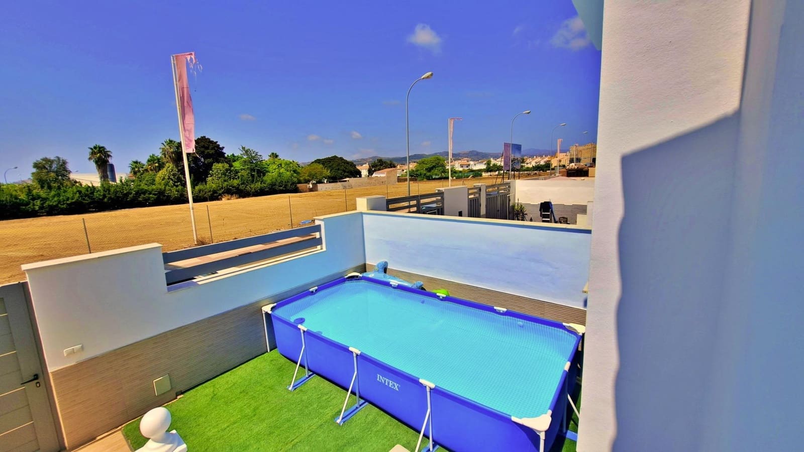 3 bedroom Semi-detached Villa for sale in El Limonar with pool - € 485,000 (Ref: 9990744)