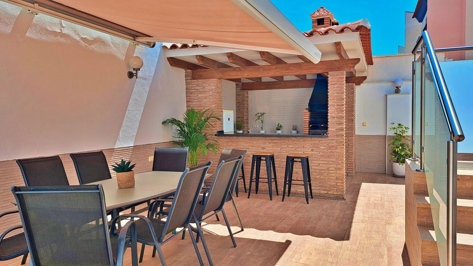 3 bedroom Semi-detached Villa for sale in El Limonar with pool - € 485,000 (Ref: 9990744)