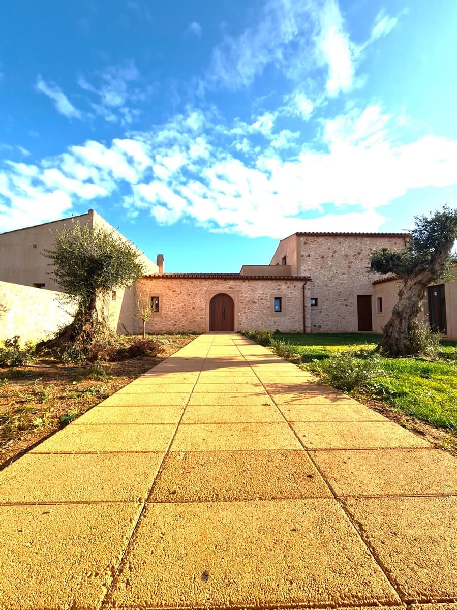 5 bedroom Finca/Country House for sale in Santanyi with pool - € 2,900,000 (Ref: 10173408)