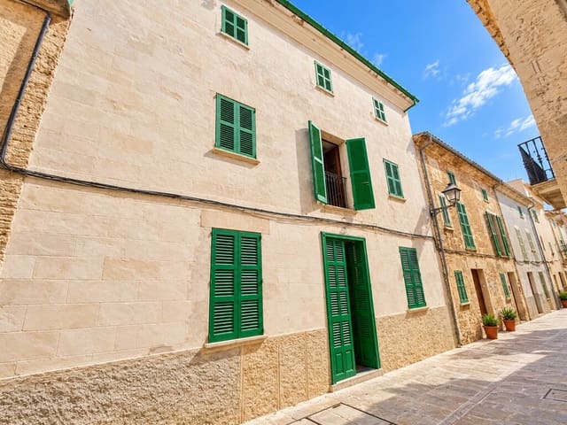 6 sypialnia Dom na sprzedaż w Alcúdia z garażem - 735 000 € (Ref: 10176378)