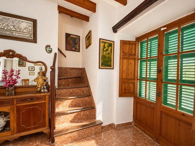 6 sypialnia Dom na sprzedaż w Alcúdia z garażem - 735 000 € (Ref: 10176378)