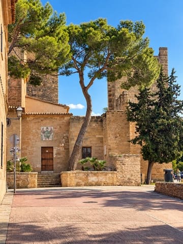 6 sypialnia Dom na sprzedaż w Alcúdia z garażem - 735 000 € (Ref: 10176378)