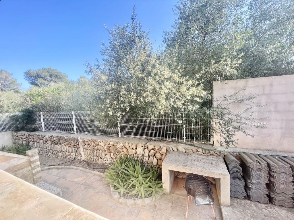 6 bedroom Villa for sale in Son Serra de Marina with garage - € 780,000 (Ref: 8555099)