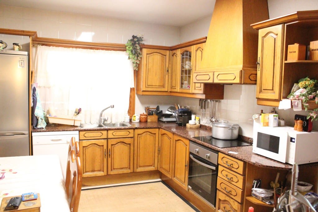 4 bedroom Villa for sale in Palmanyola with pool garage - € 1,200,000 (Ref: 8555127)