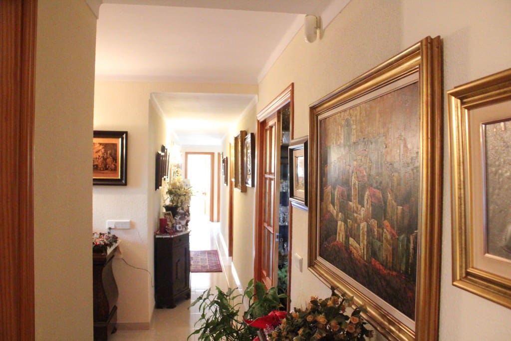 4 bedroom Villa for sale in Palmanyola with pool garage - € 1,200,000 (Ref: 8555127)
