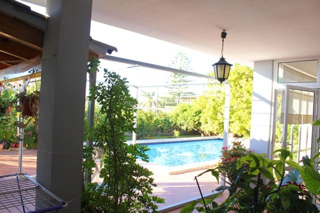 4 chambre Villa/Maison à vendre à Palmanyola, Bunyola avec piscine garage - 1 200 000 € (Ref: 8555127)
