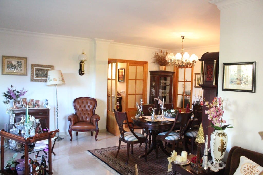 4 bedroom Villa for sale in Palmanyola with pool garage - € 1,200,000 (Ref: 8555127)