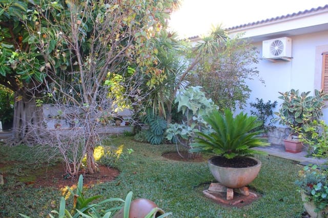 4 chambre Villa/Maison à vendre à Palmanyola, Bunyola avec piscine garage - 1 200 000 € (Ref: 8555127)