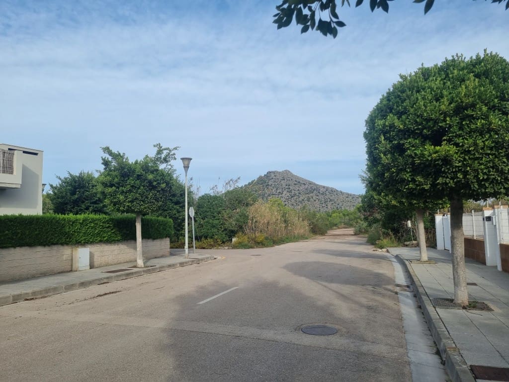 Undeveloped Land for sale in Puerto de Alcudia - € 600,000 (Ref: 9927979)