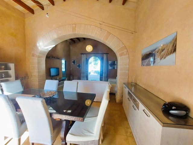 4 sypialnia Willa na sprzedaż w Alcúdia z basenem - 3 250 000 € (Ref: 9927980)