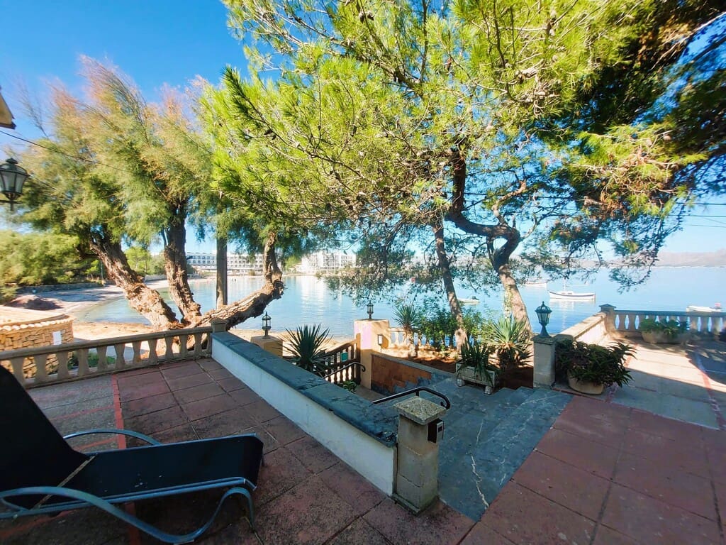 4 sypialnia Willa na sprzedaż w Alcudia z basenem - 3 250 000 € (Ref: 9927980)