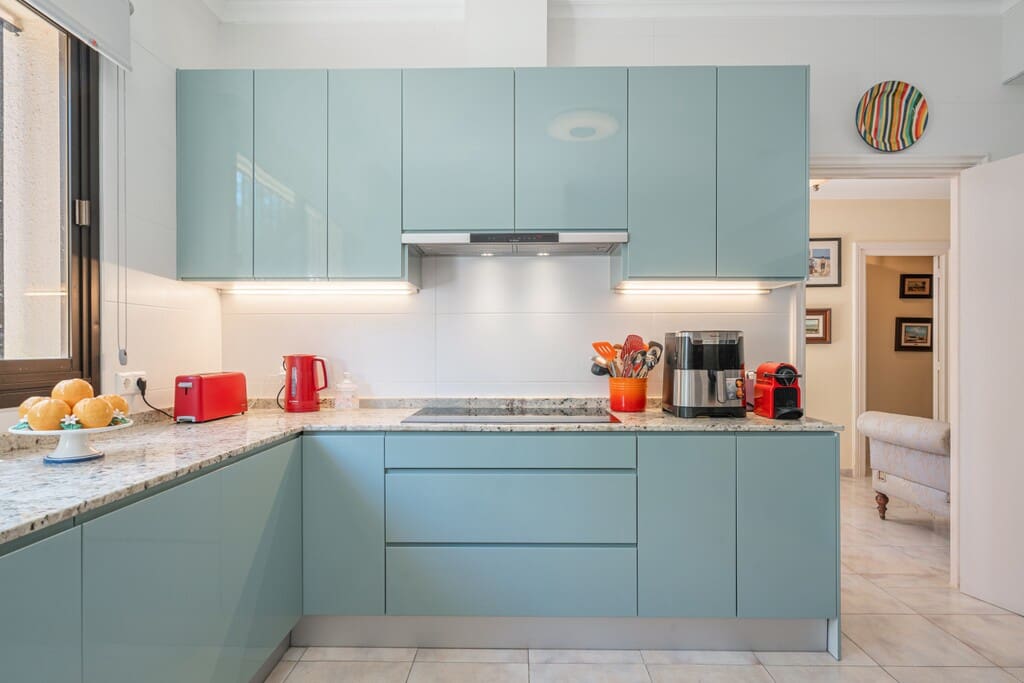 5 bedroom Villa for sale in Santa Ponsa with pool - € 1,950,000 (Ref: 9927981)
