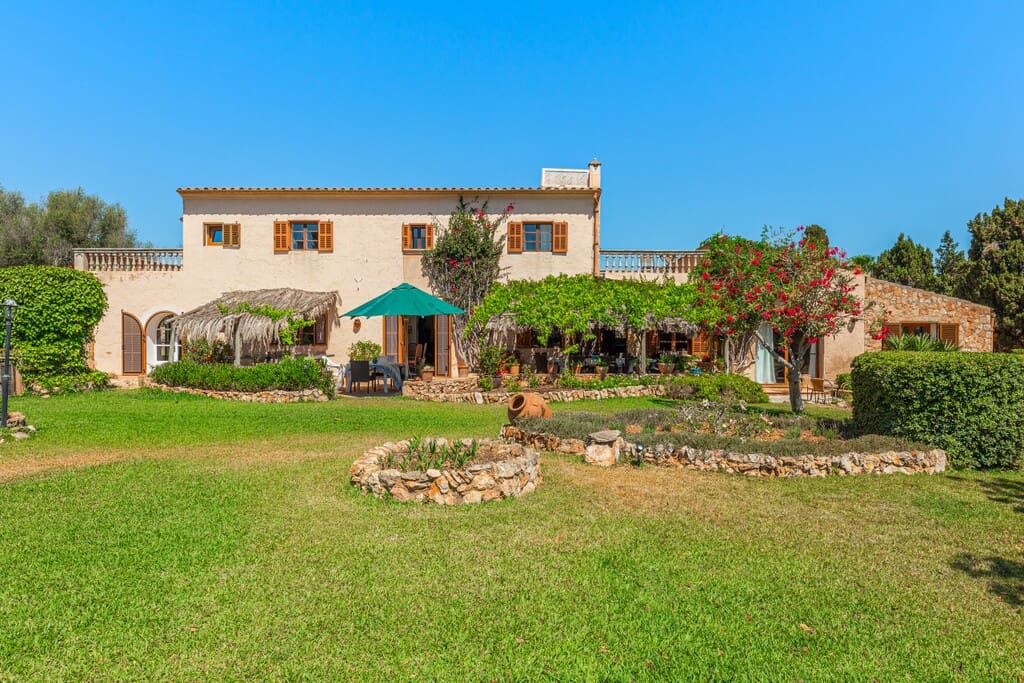 6 bedroom Finca/Country House for sale in Calonge with pool - € 2,800,000 (Ref: 9927982)