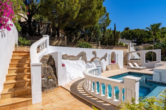 5 makuuhuone Huvila myytävänä paikassa Costa de la Calma, Calvià mukana uima-altaan - 1 650 000 € (Ref: 9927984)
