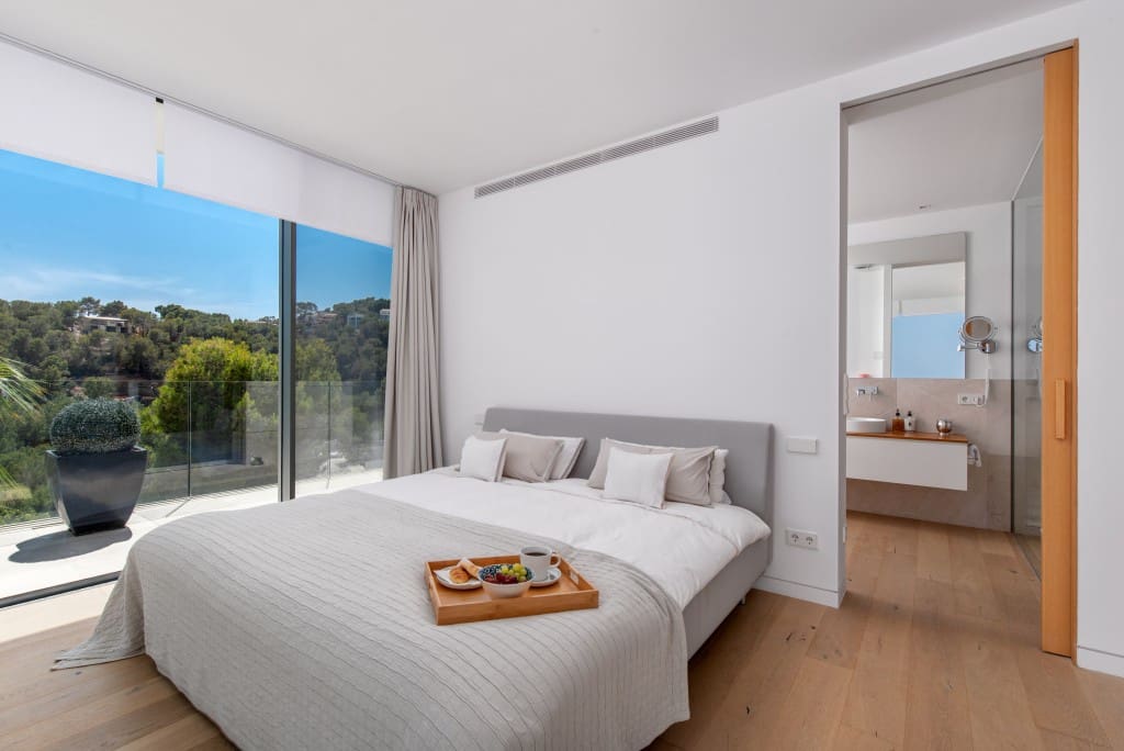 4 bedroom Villa for sale in Costa d'en Blanes with pool - € 4,930,000 (Ref: 9927986)