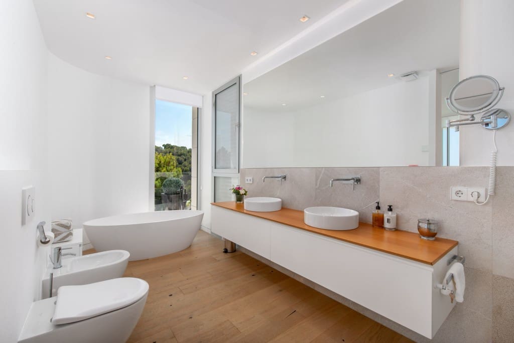 4 bedroom Villa for sale in Costa d'en Blanes with pool - € 4,930,000 (Ref: 9927986)