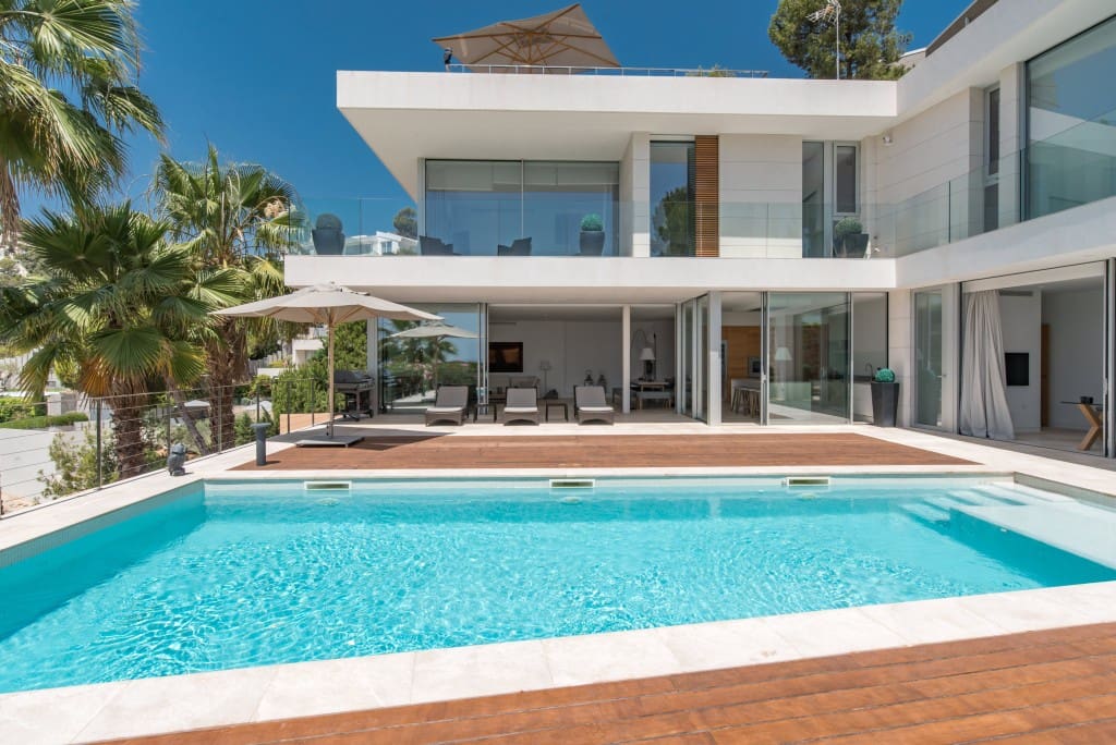 4 bedroom Villa for sale in Costa d'en Blanes with pool - € 4,930,000 (Ref: 9927986)