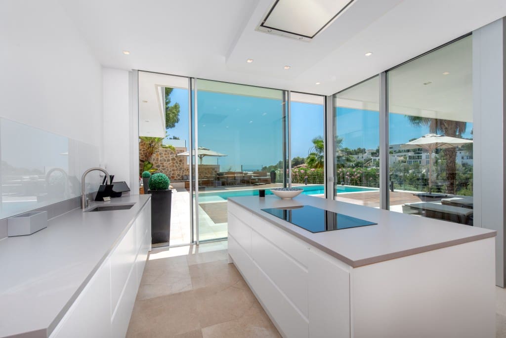 4 bedroom Villa for sale in Costa d'en Blanes with pool - € 4,930,000 (Ref: 9927986)