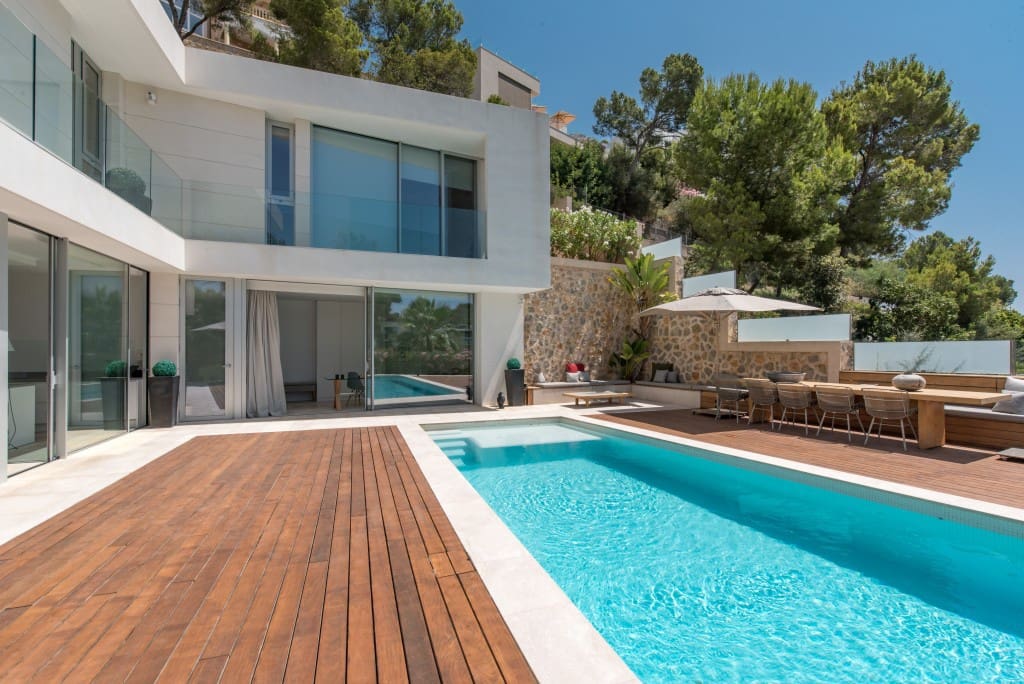 4 bedroom Villa for sale in Costa d'en Blanes with pool - € 4,930,000 (Ref: 9927986)