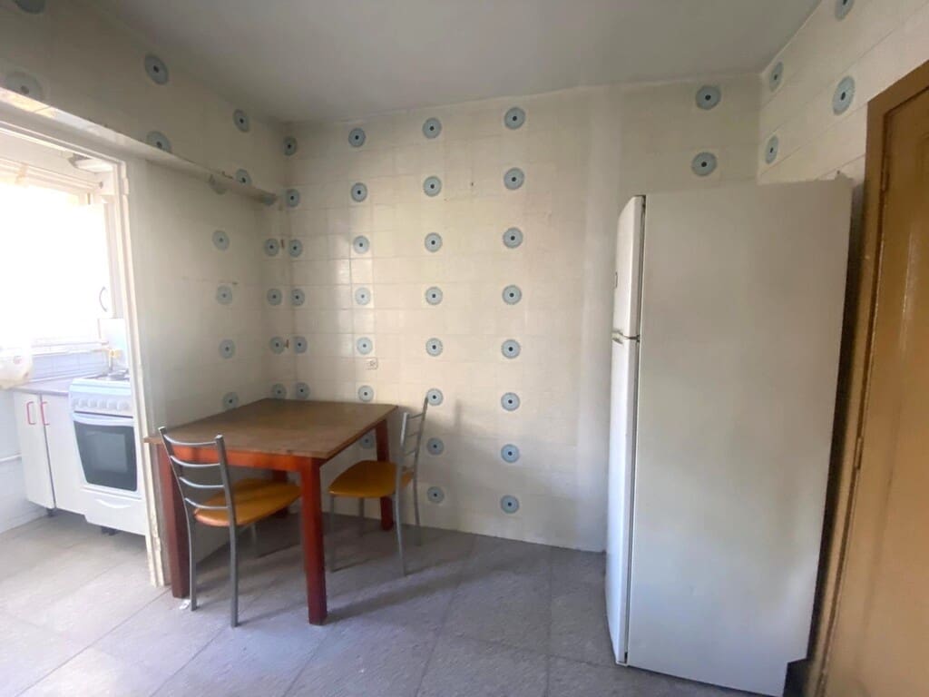 3 bedroom Apartment for sale in Palma de Mallorca - € 350,000 (Ref: 9927989)