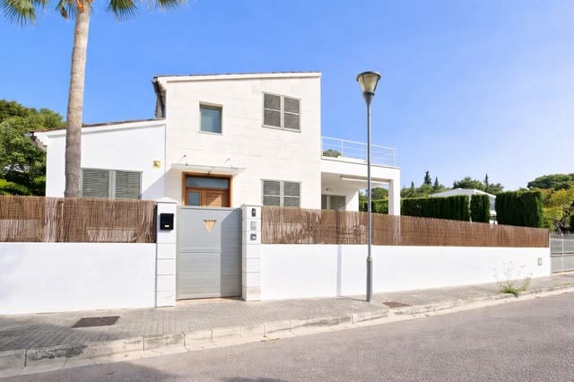4 sovrum Villa att hyra i Alcúdia med pool garage - 3 000 € (Ref: 9927990)