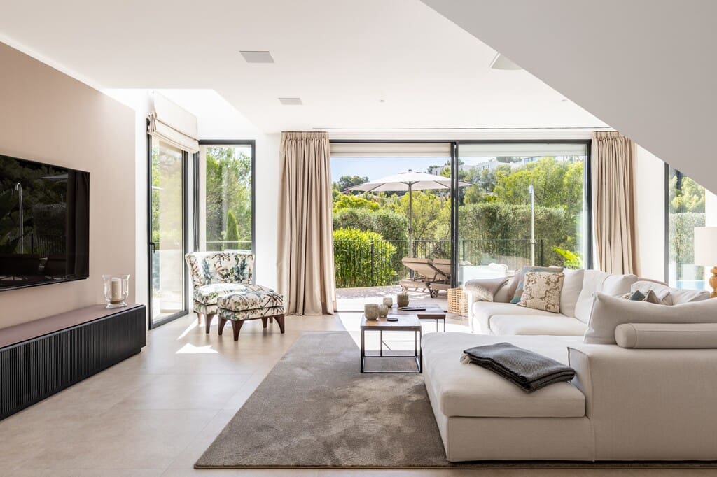 3 bedroom Villa for sale in Costa d'en Blanes with pool - € 3,750,000 (Ref: 9927992)