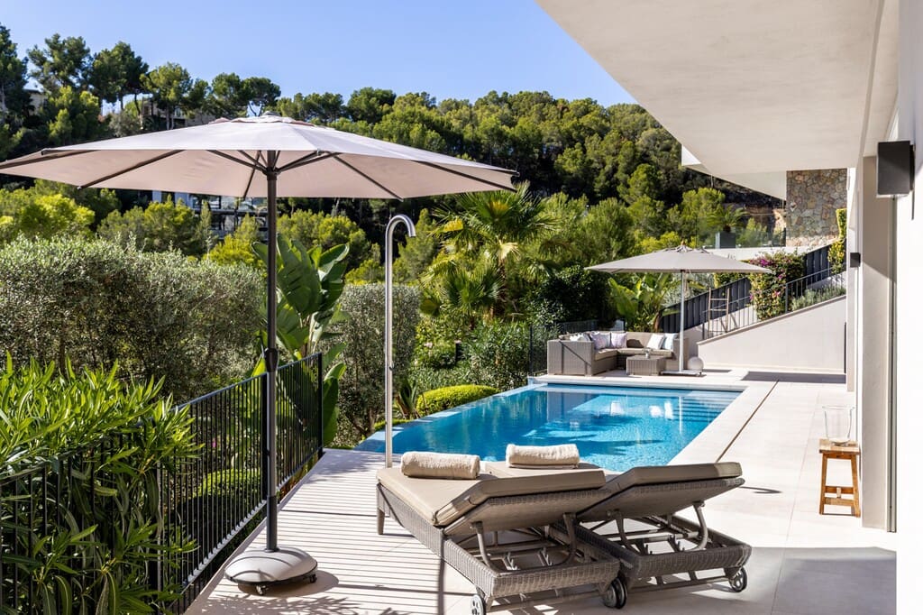 3 bedroom Villa for sale in Costa d'en Blanes with pool - € 3,750,000 (Ref: 9927992)