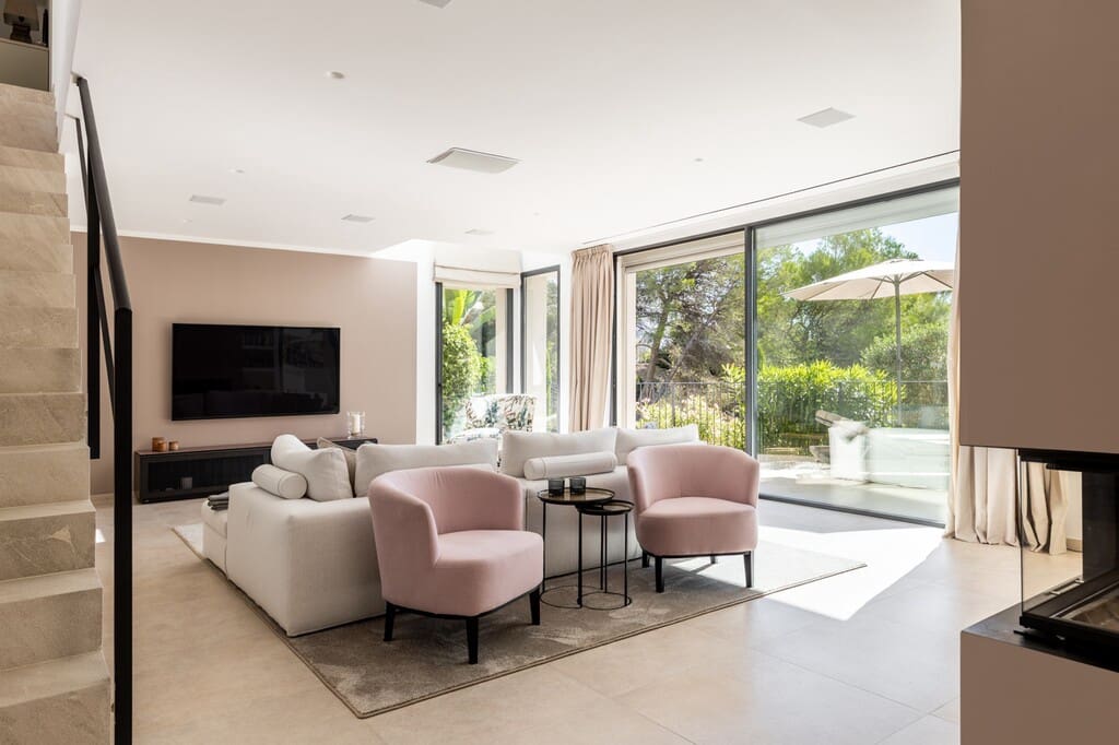 3 bedroom Villa for sale in Costa d'en Blanes with pool - € 3,750,000 (Ref: 9927992)