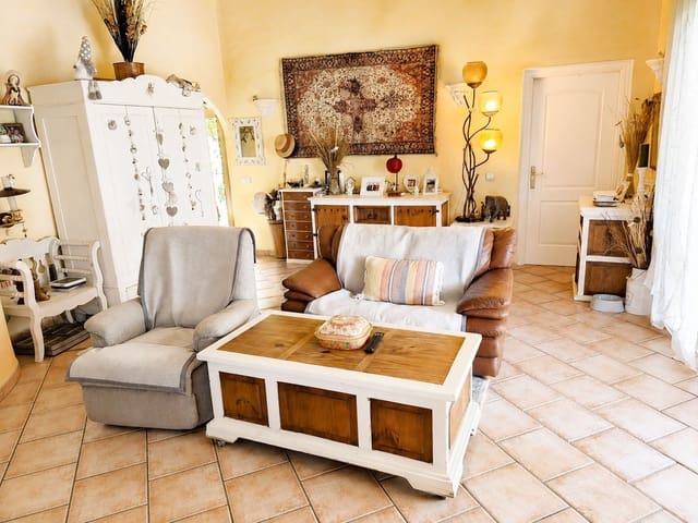 2 Zimmer Villa zu verkaufen in Benahavís - 795.000 € (Ref: 10033045)