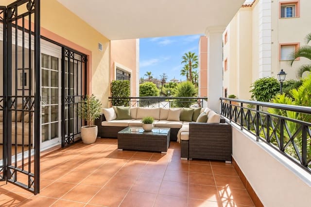 3 soveværelse Lejlighed til salg i Nueva Andalucia, Marbella med swimmingpool garage - € 575.000 (Ref: 10113448)