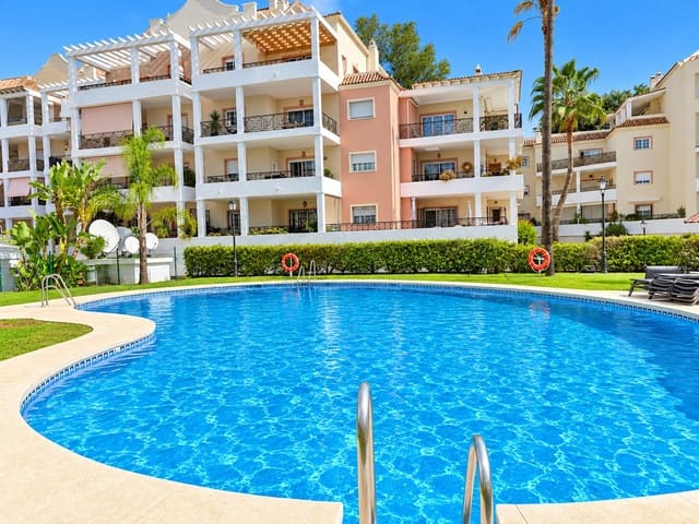 3 soveværelse Lejlighed til salg i Nueva Andalucia, Marbella med swimmingpool garage - € 575.000 (Ref: 10113448)