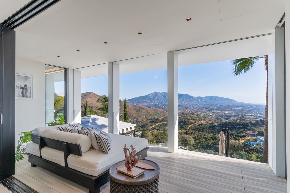 6 Zimmer Villa zu verkaufen in La Mairena mit Pool Garage - 3.495.000 € (Ref: 10163587)