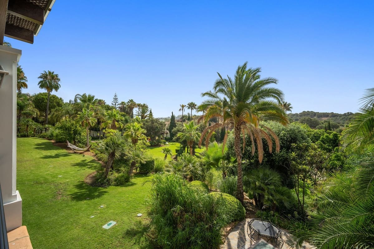 16 sovrum Villa till salu i Benahavis med pool garage - 13 950 000 € (Ref: 7840879)