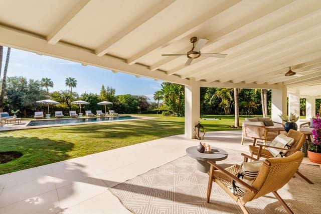 5 soverom Bungalow til salgs i Nueva Andalucia, Marbella med svømmebasseng garasje - € 6 995 000 (Ref: 8806548)