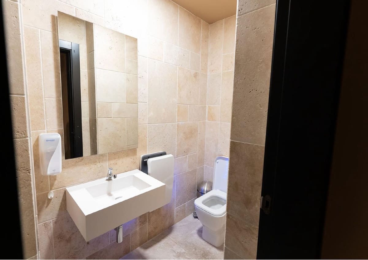 5 sovrum Kommersiell till salu i Malaga stad - 1 275 160 € (Ref: 8855984)