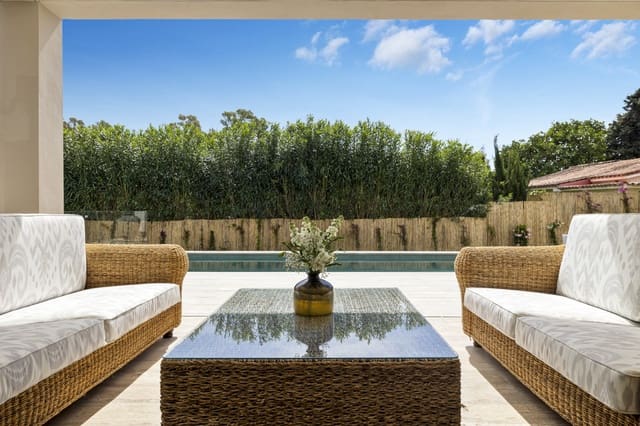 5 Zimmer Villa zu verkaufen in San Pedro de Alcantara, Marbella mit Pool Garage - 2.950.000 € (Ref: 8857634)