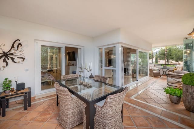 3 bedroom Apartment for sale in Elviria, Marbella with pool garage - € 549,000 (Ref: 8914317)