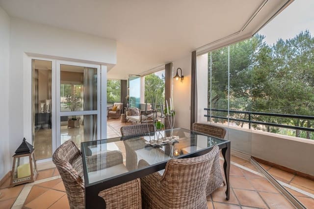 Apartamento de 3 habitaciones en Elviria, Marbella en venta con piscina garaje - 549.000 € (Ref: 8914317)