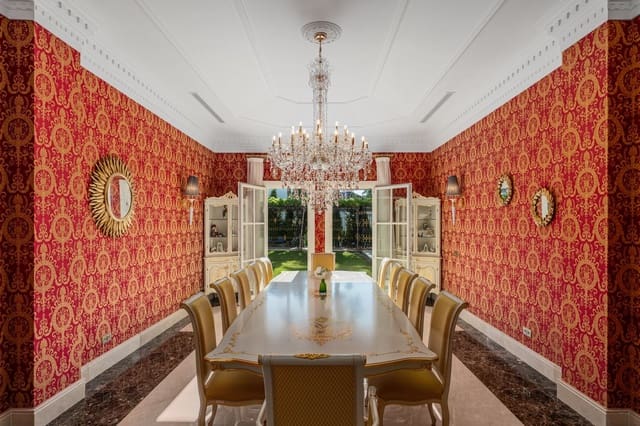 7 sypialnia Willa na sprzedaż w Sierra Blanca, Marbella z basenem garażem - 13 000 000 € (Ref: 8936151)