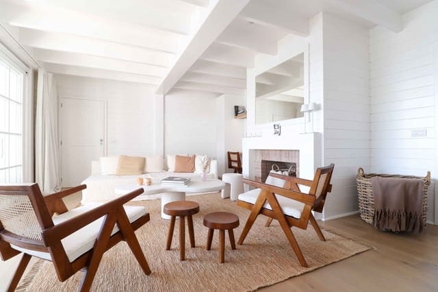 Chalet de 4 habitaciones en Benahavís en venta con piscina garaje - 1.975.000 € (Ref: 9003915)