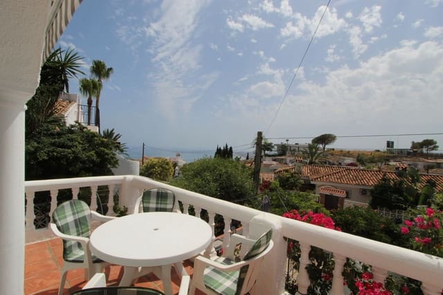 4 sypialnia Willa na sprzedaż w La Capellania, Benalmádena z basenem garażem - 850 000 € (Ref: 9086601)