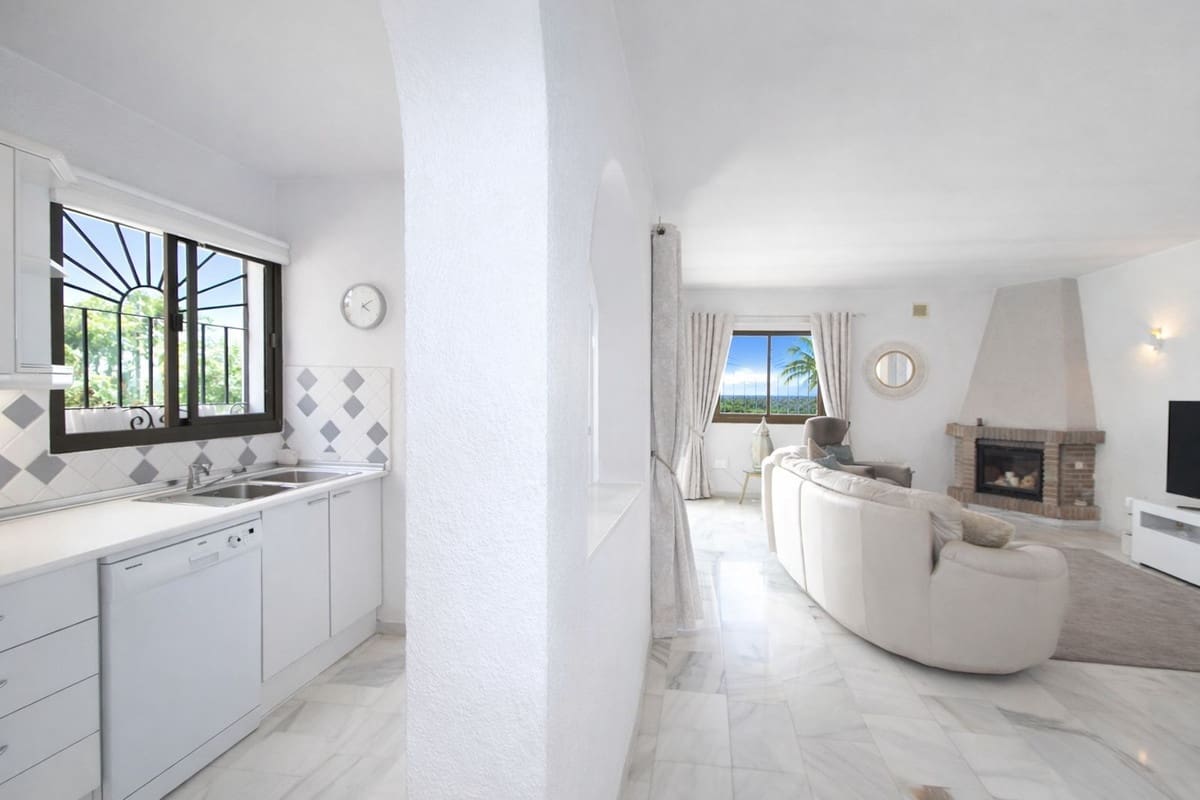 4 chambre Villa/Maison à vendre à Benalmadena avec piscine garage - 850 000 € (Ref: 9086601)